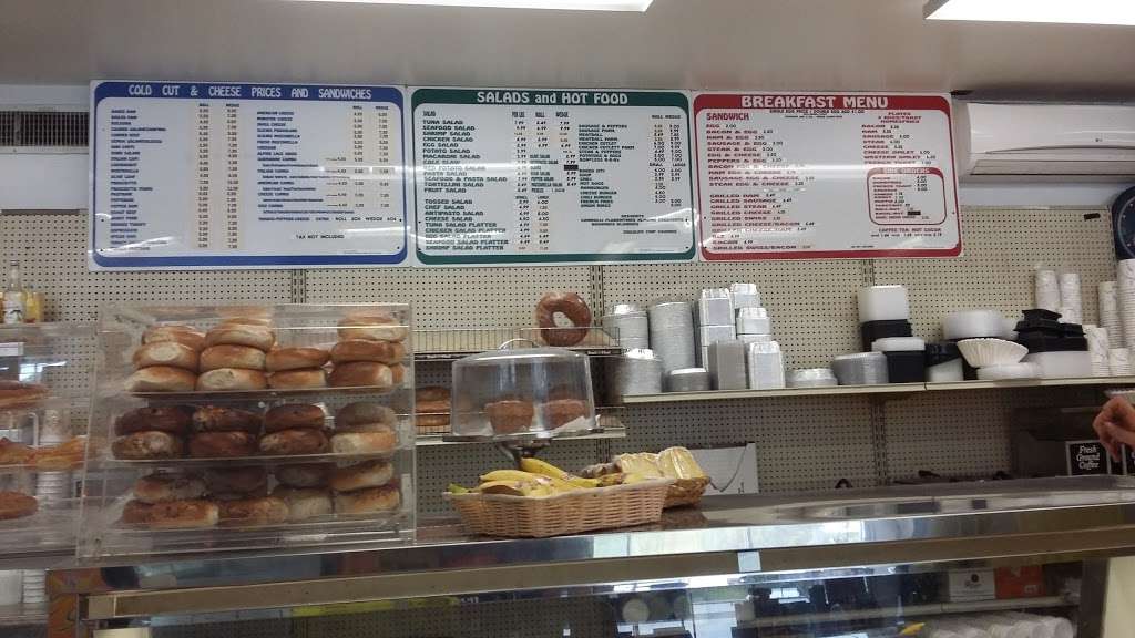 Buetis Delicatessen | 526 Bedford Rd, Bedford Hills, NY 10507, USA | Phone: (914) 241-2255