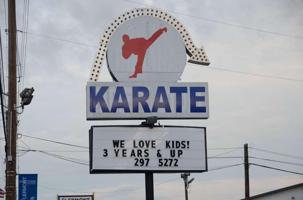 Family Karate Academy USA | 8758 Crawfordsville Rd, Indianapolis, IN 46234 | Phone: (317) 297-5272