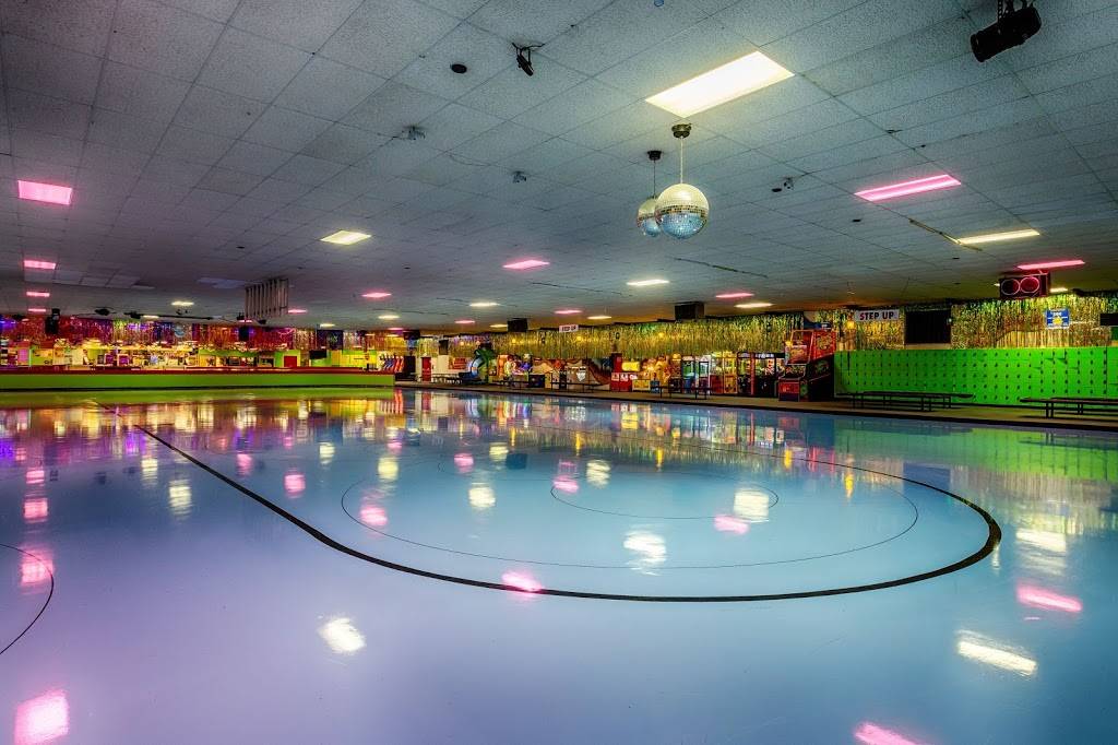 Skateland | 7 E Southern Ave, Mesa, AZ 85210, USA | Phone: (480) 833-7775