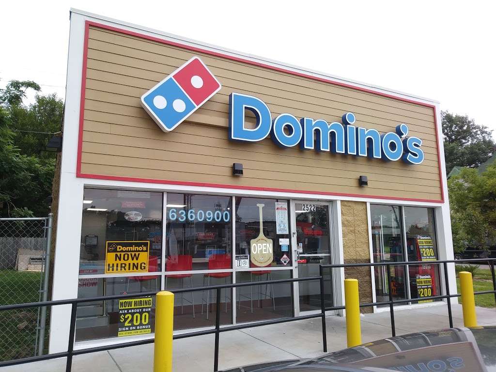 Dominos Pizza | 2522 E Washington St, Indianapolis, IN 46201, USA | Phone: (317) 636-0900