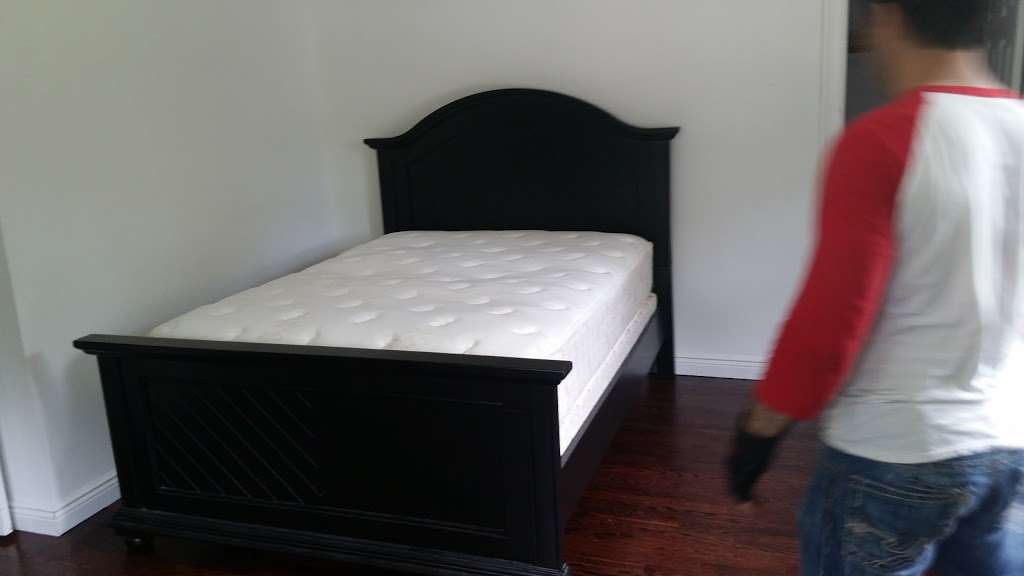 gentlemens moving | 950 E 14th St, Brooklyn, NY 11230, USA | Phone: (718) 633-7190