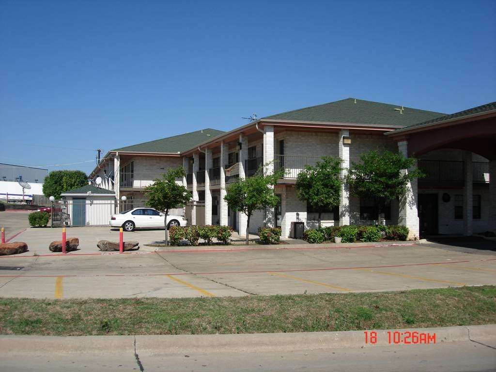 Heritage Inn | 2615 Sara Jane Pkwy, Grand Prairie, TX 75052, USA | Phone: (972) 623-1998