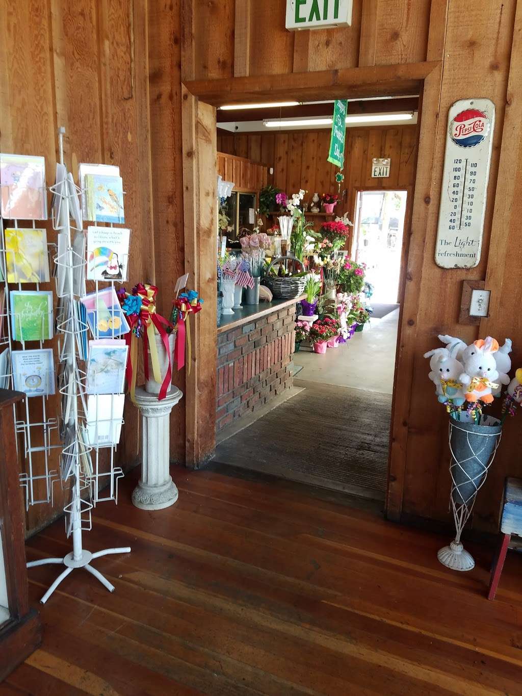 Rosemill Market & Florist | 4210 Workman Mill Rd, Whittier, CA 90601, USA | Phone: (562) 699-1587