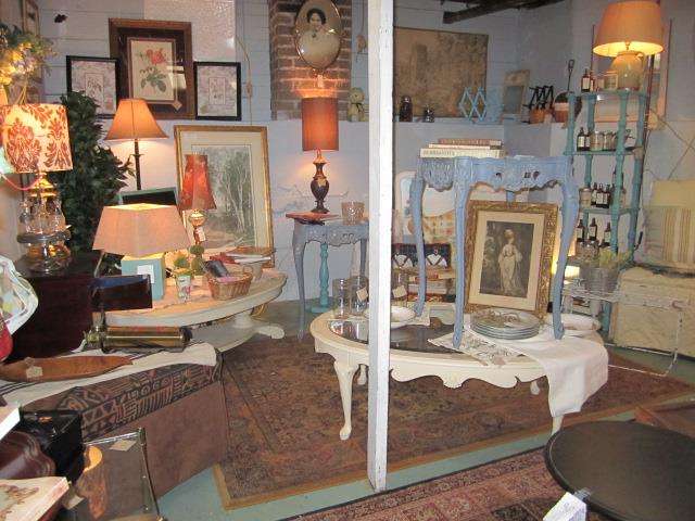 Amazing Grace Antiques | 401 N Main St, Elburn, IL 60119 | Phone: (630) 365-2006