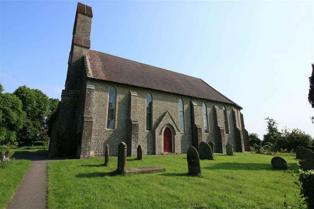Holy Trinity C Of E Church | Bush Rd, East Peckham, Tonbridge TN12 5LL, UK | Phone: 01622 871278