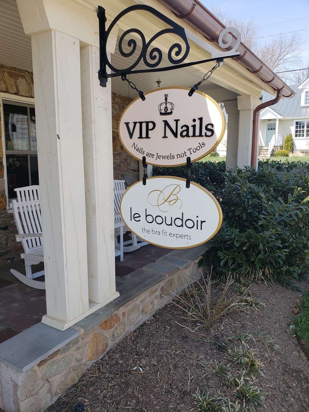 Le Boudoir - The Bra Fit Experts | 10 N Pendleton St, Middleburg, VA 20117, USA | Phone: (540) 883-3129