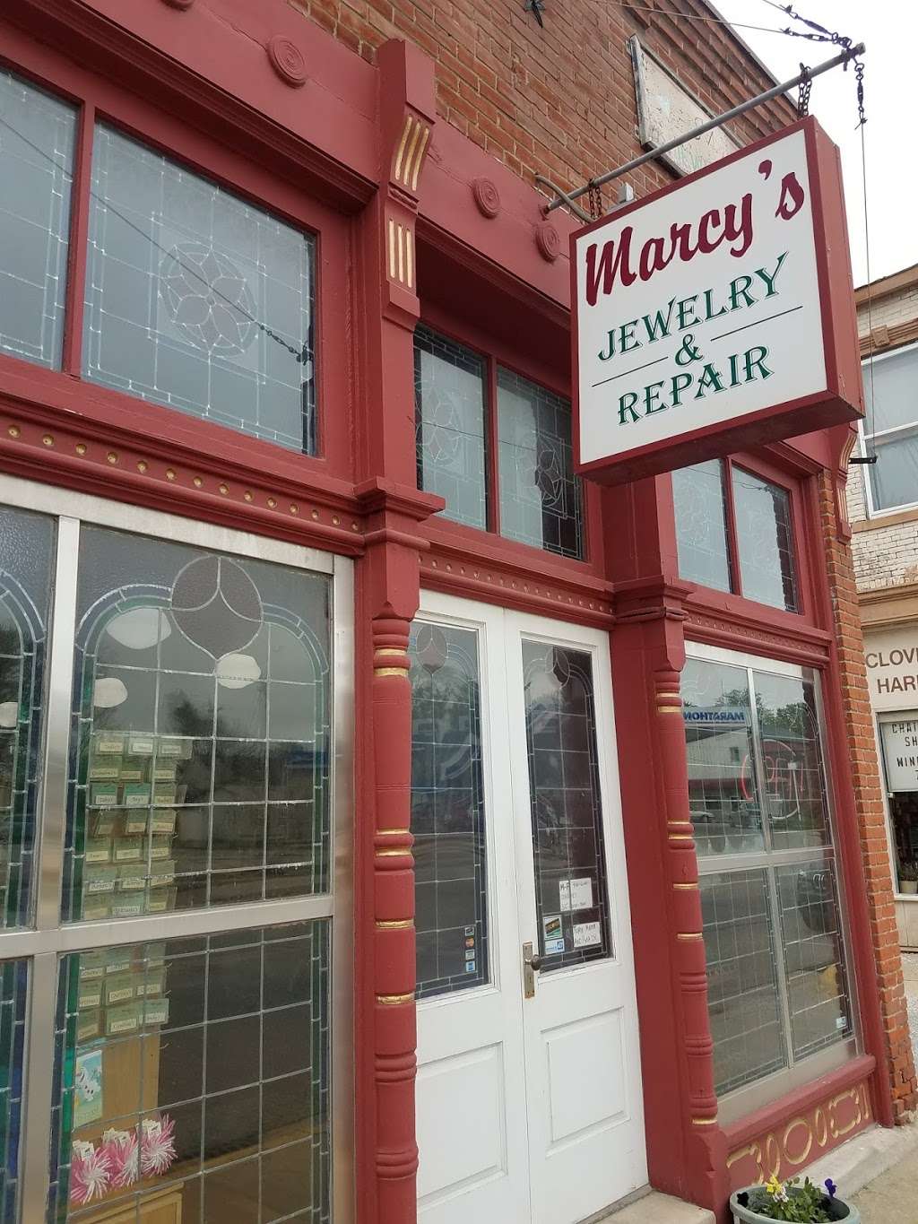 Marcys Jewelry & Repair | 52 S Main St, Cloverdale, IN 46120, USA | Phone: (765) 795-2998