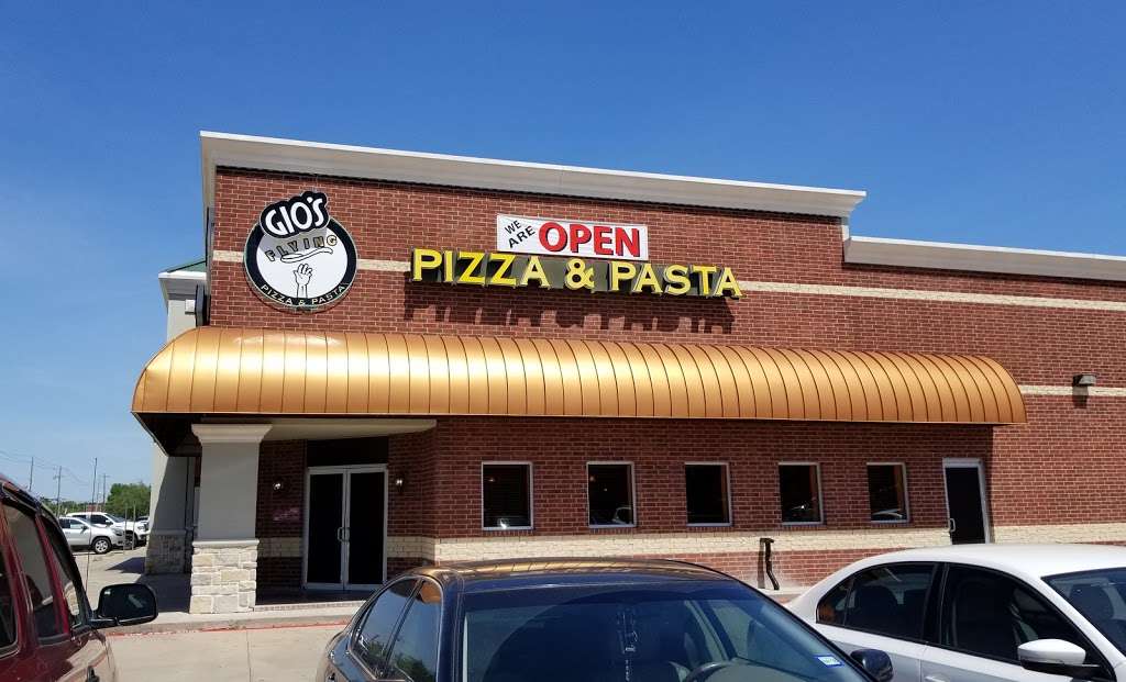 Gios Flying Pizza & Pasta | 650 Farm to Market 517 Rd W, Dickinson, TX 77539 | Phone: (281) 337-0107