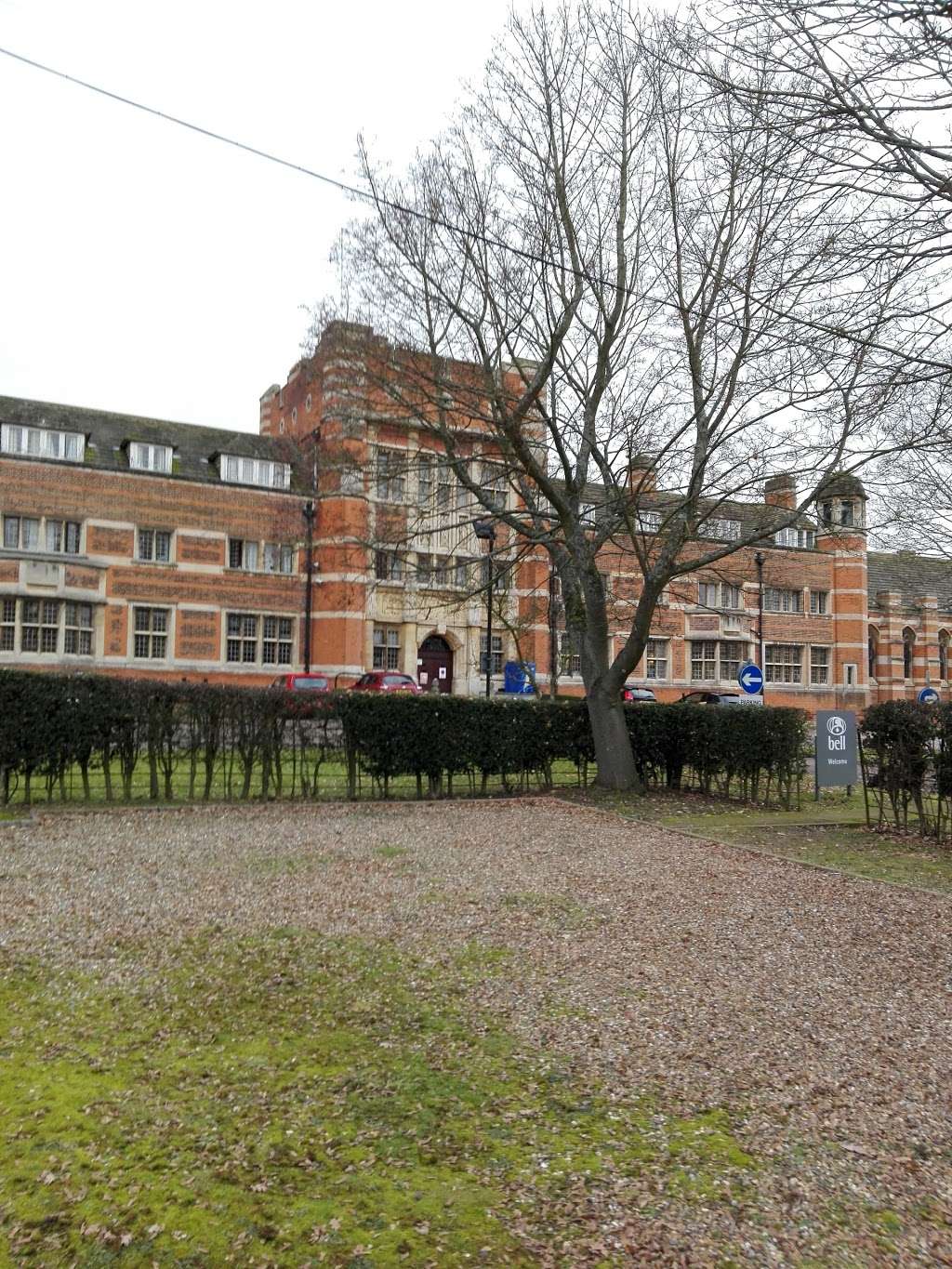 Bell St Albans Language School | Shenley Ln, London Colney, St Albans AL2 1AF, UK | Phone: 01727 701900