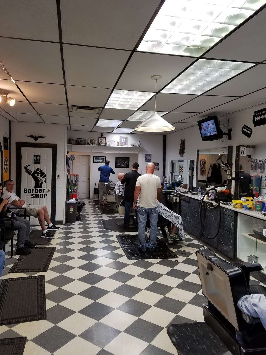 Bobs Barber Shop | 2295 Main St, Tewksbury, MA 01876, USA | Phone: (978) 658-9601