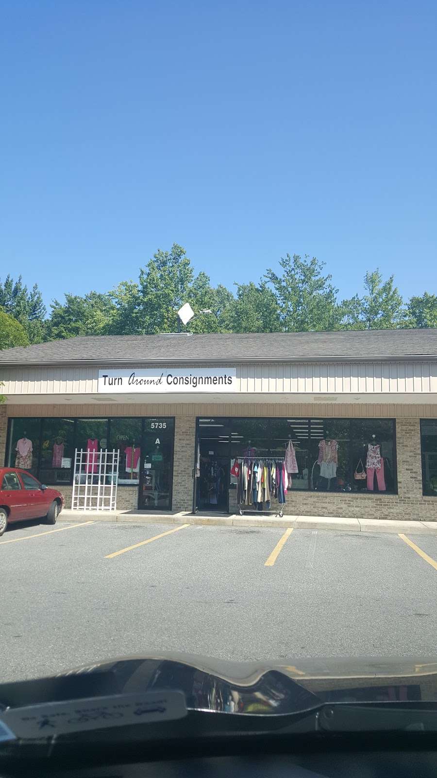 Turn Around Consignments | 5735 Deale Churchton Rd, Deale, MD 20751, USA | Phone: (410) 867-8676