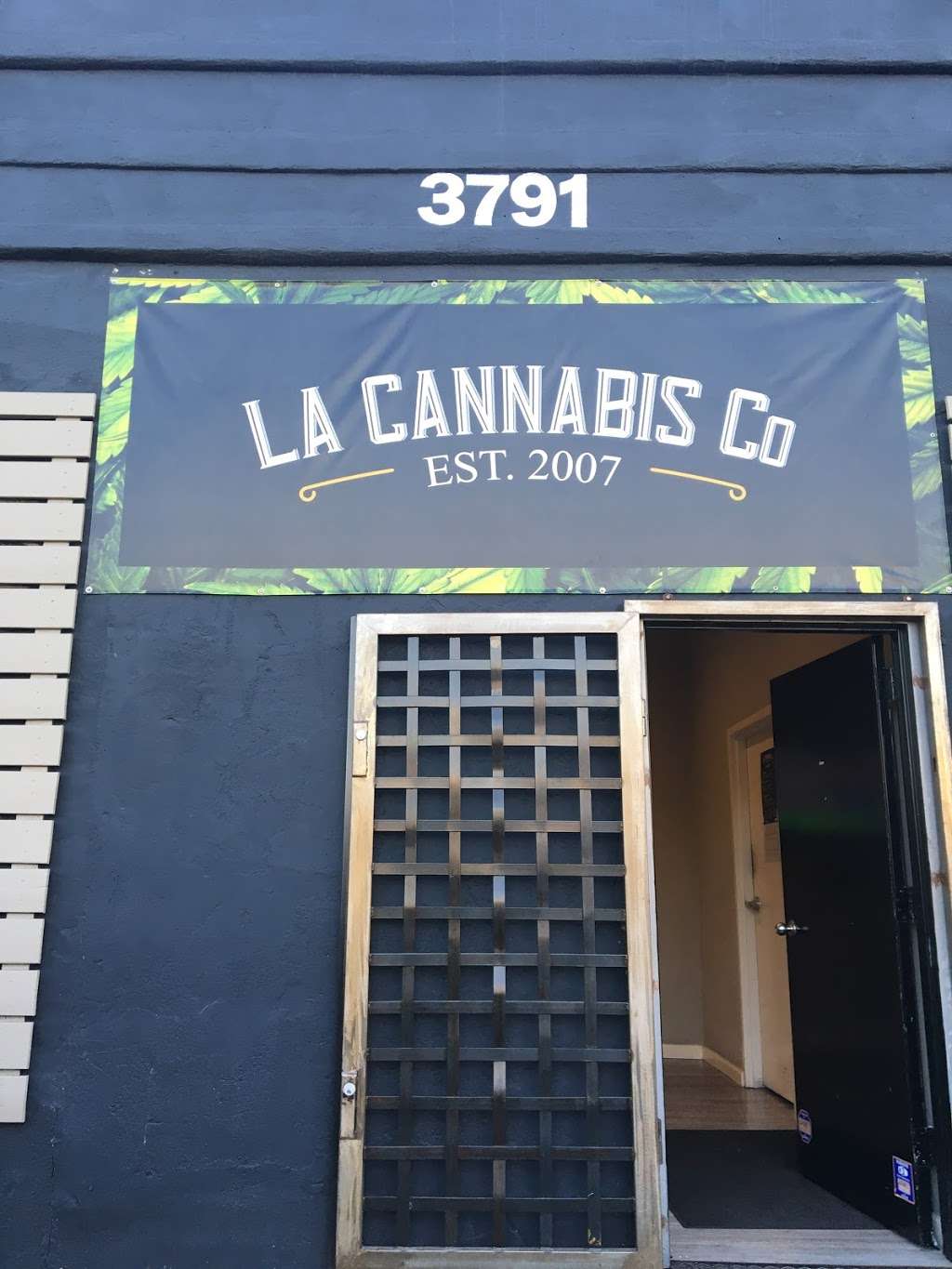 LA Cannabis Co - Los Angeles | 3791 2nd Ave, Los Angeles, CA 90018, USA | Phone: (323) 733-3644