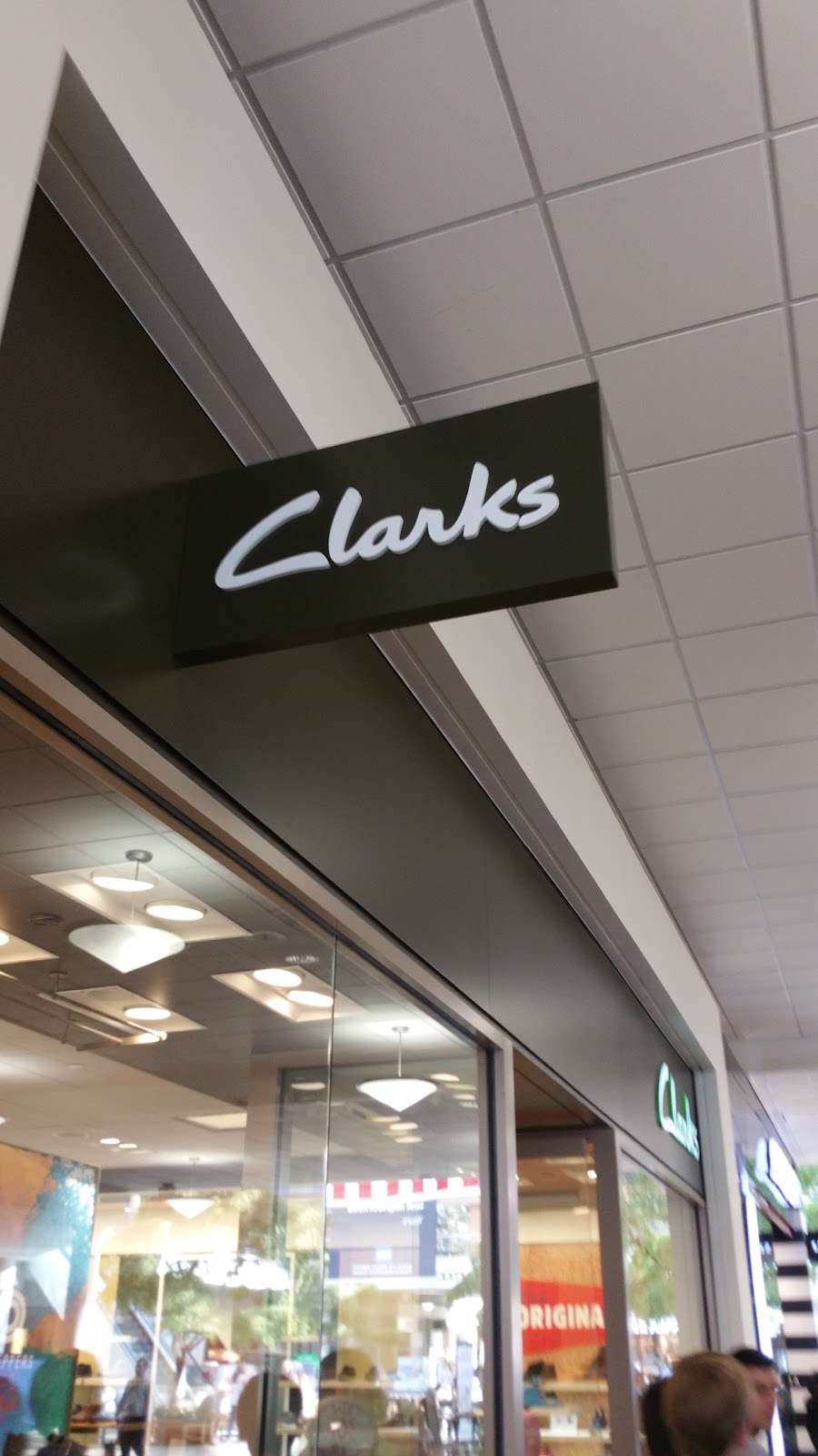 Clarks | 700 Paramus Park Suite 1455, Paramus, NJ 07652, USA | Phone: (201) 265-0476