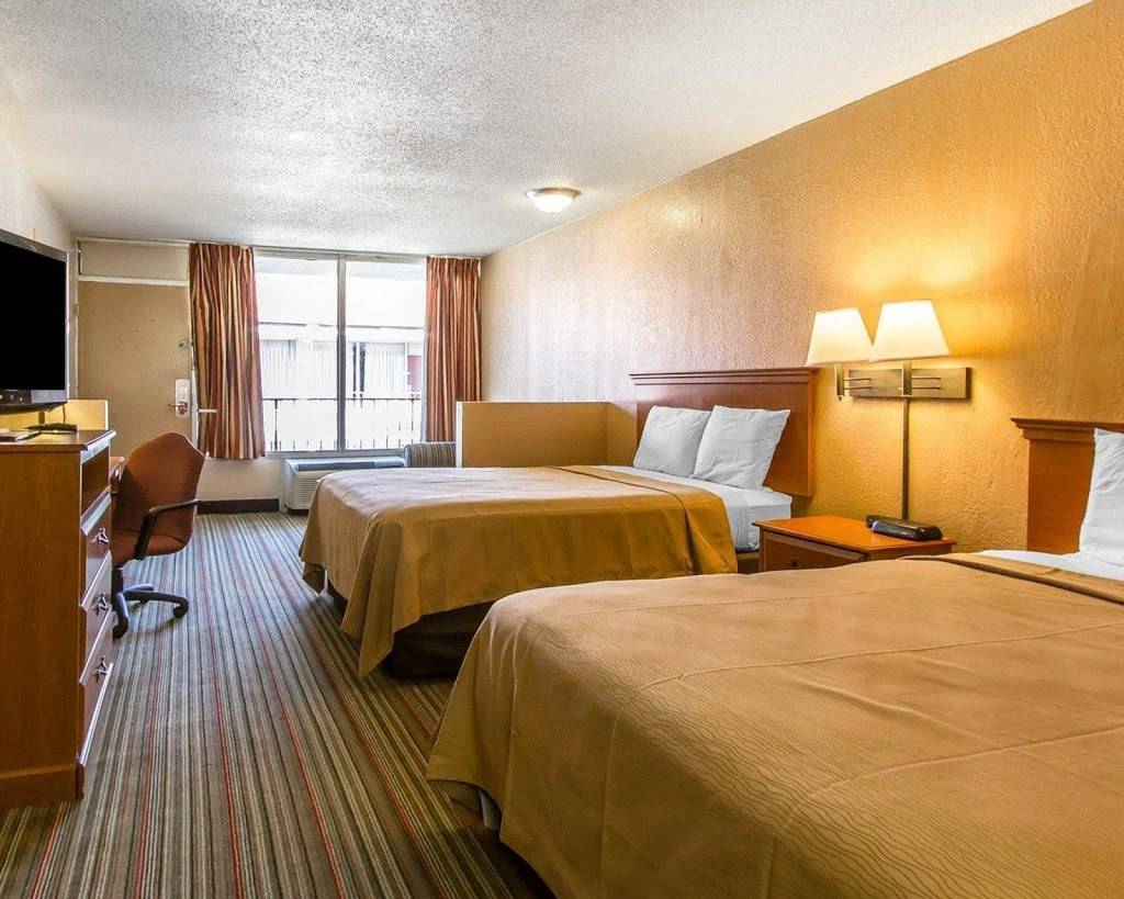 Econo Lodge Inn & Suites Near Bricktown | 1750 E Reno Ave, Oklahoma City, OK 73117, USA | Phone: (405) 278-7250