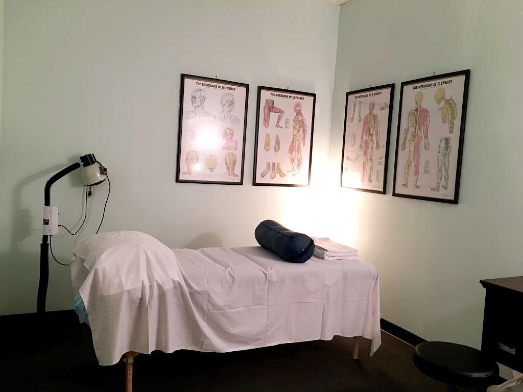 Glenwood Acupuncture and Healing Arts | 2465 MD-97 Suite 11, Glenwood, MD 21738, USA | Phone: (410) 489-9175