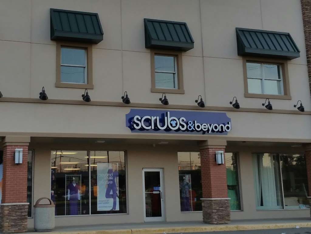 Scrubs & Beyond | 195 US-46, Totowa, NJ 07512, USA | Phone: (973) 785-3084