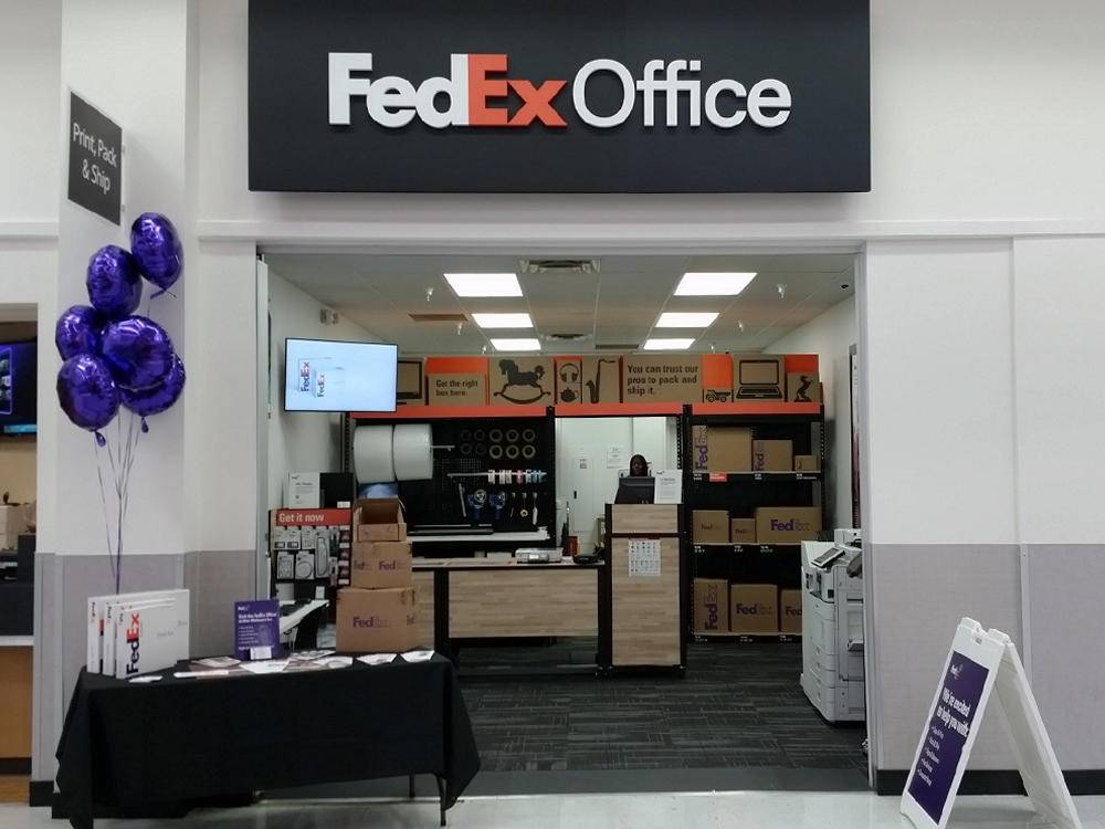 FedEx Office Print & Ship Center | 9025 Spencer Hwy, La Porte, TX 77571, USA | Phone: (346) 954-3018