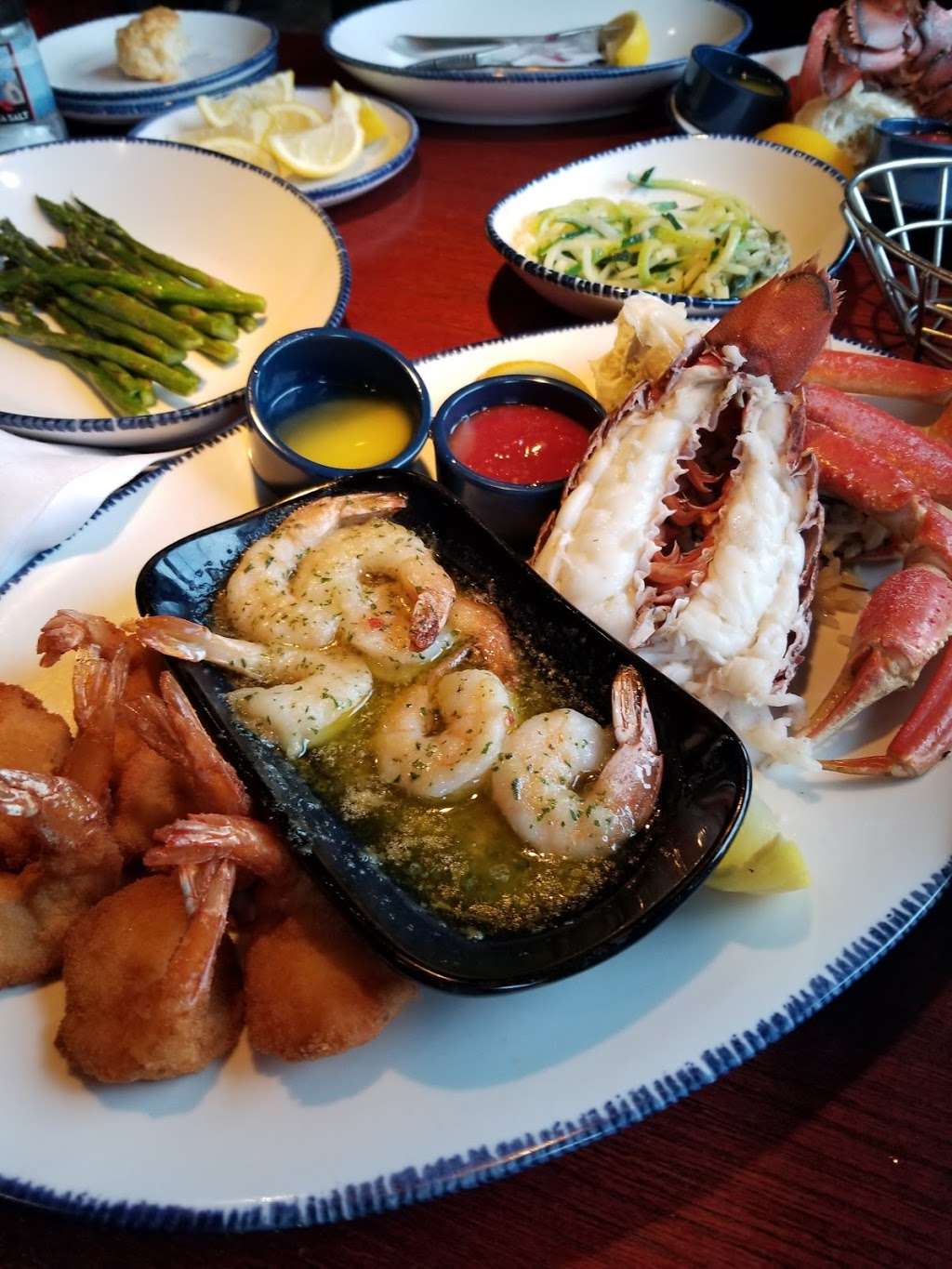 Red Lobster | 6440 Redwood Dr, Rohnert Park, CA 94928, USA | Phone: (707) 586-3640