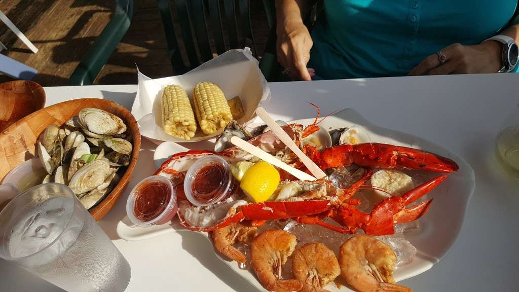 Reds Lobster Pot Restaurant | 57 Inlet Dr, Point Pleasant Beach, NJ 08742, USA | Phone: (732) 295-6622
