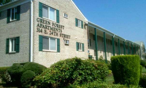 Green Forest Apartments | 314 E 24th St, Chester, PA 19013, USA | Phone: (610) 492-7200