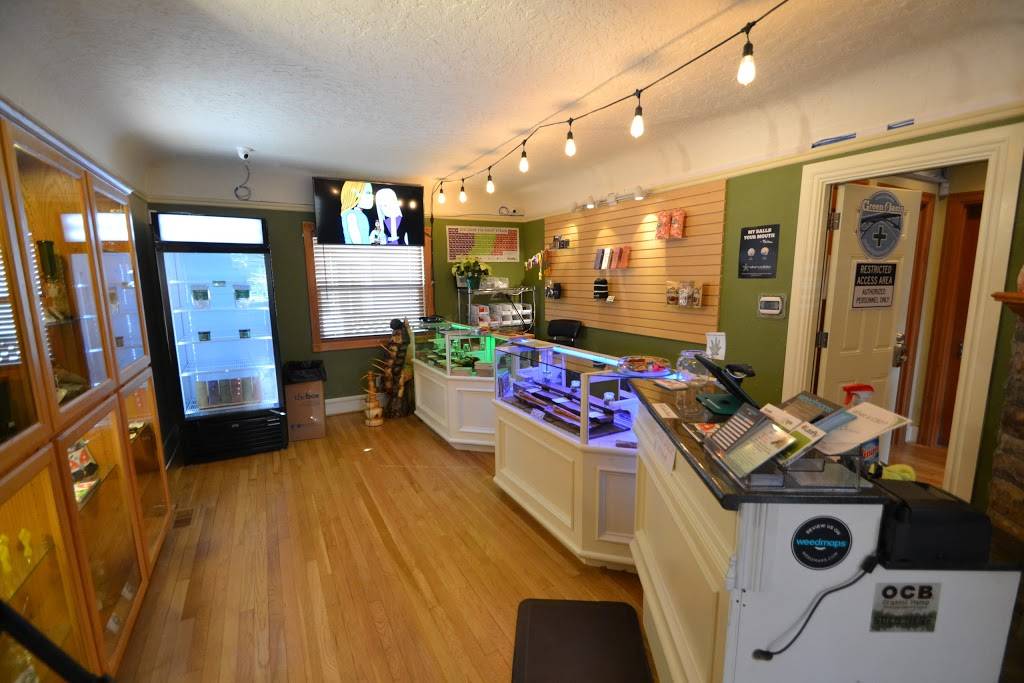 Green Oasis Dispensary, CBD Shop, E-Bikes, Paddleboard | 1035 SE Tacoma St, Portland, OR 97202, USA | Phone: (503) 937-2060