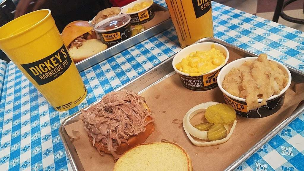 Dickeys Barbecue Pit | 290 Frantz Rd, Stroudsburg, PA 18360 | Phone: (570) 424-0353