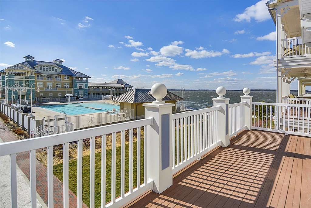 Vantage Vacation Rentals of Ocean City | 5200b Coastal Hwy, Ocean City, MD 21842, USA | Phone: (410) 723-1780