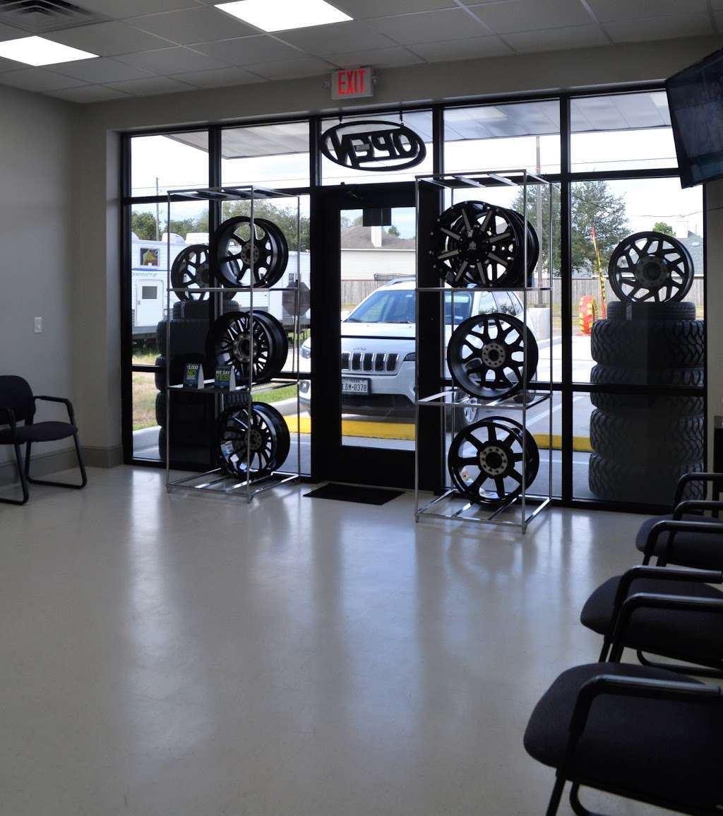 Roadway Wheels and Tires 2 | 18091 W Little York Rd Suite 101, Katy, TX 77449, USA | Phone: (832) 454-9246