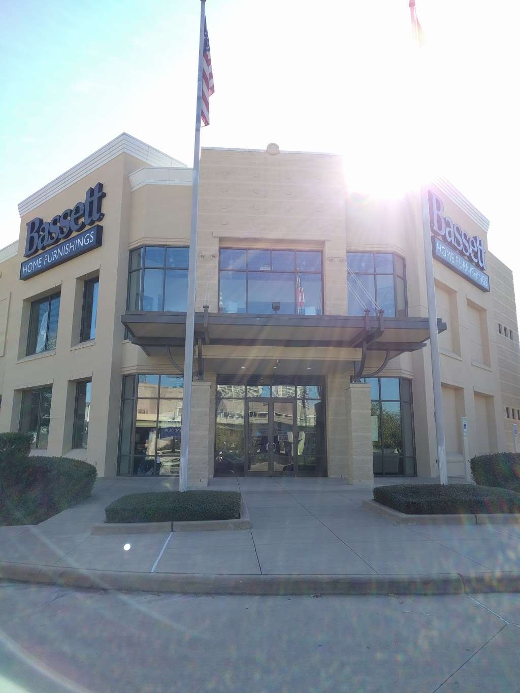 Bassett Home Furnishings | 3625 Southwest Fwy, Houston, TX 77027 | Phone: (281) 840-5352