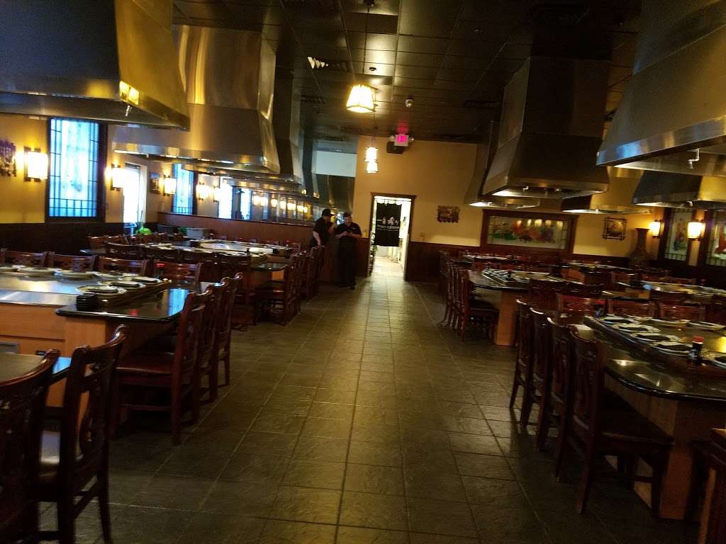 Kobe Japanese Steak House | 1125 W Elliot Rd, Tempe, AZ 85284, USA | Phone: (480) 753-1811