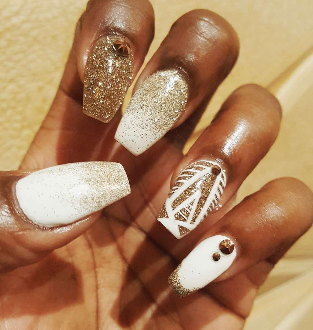 Charming Nails and Day Spa La Plata | 9375 Chesapeake St, La Plata, MD 20646 | Phone: (301) 934-4444