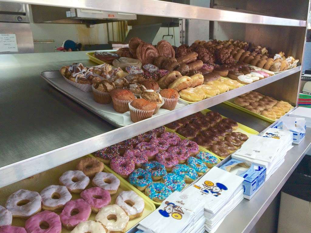 Ashleys Donuts Houston | 2160 Bay Area Blvd, Houston, TX 77058, USA | Phone: (281) 486-5644