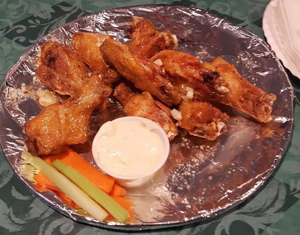 Kenneys Madison Tavern | 472 Madison Ave, Warminster, PA 18974, USA | Phone: (215) 672-2279
