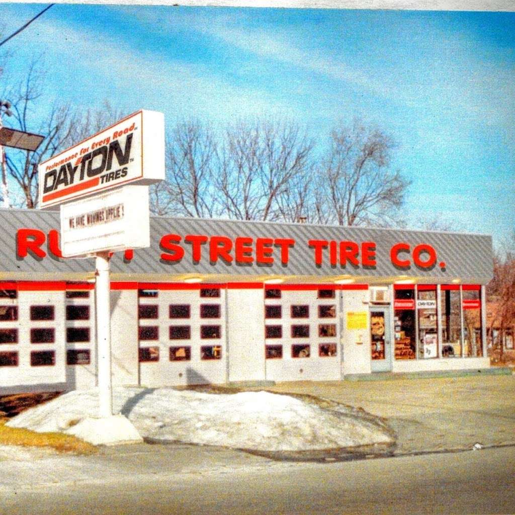 Ruby Street Tire Co | 701 Ruby St, Joliet, IL 60435, USA | Phone: (815) 722-3311