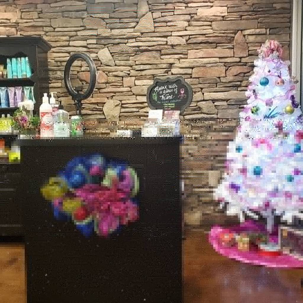 Tooties Salon | 920 Davie Ave, Statesville, NC 28677, USA | Phone: (704) 902-8747