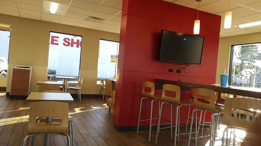 Wendys | 990 N Nellis Blvd, Las Vegas, NV 89110, USA | Phone: (702) 452-9990