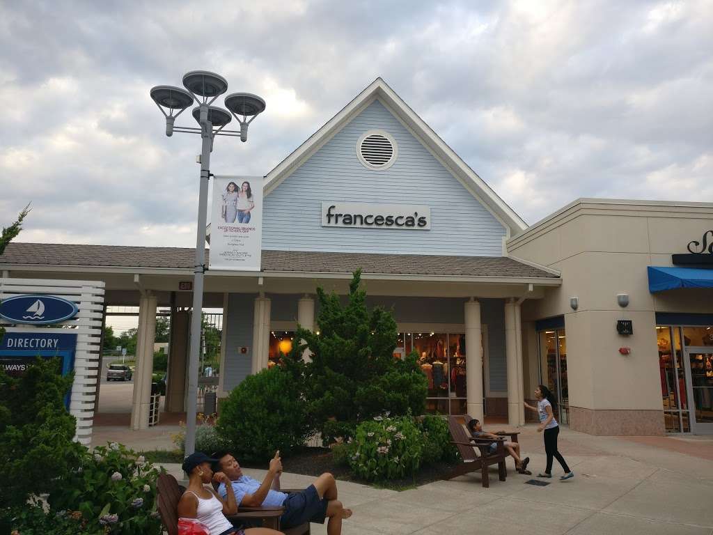 francescas | One Premium Outlet Blvd Suite 301, Tinton Falls, NJ 07753 | Phone: (732) 493-1240