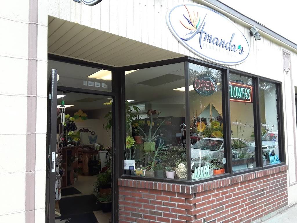 Amandas Flowers | 12 Tremont St, Brighton, MA 02135 | Phone: (617) 782-0686