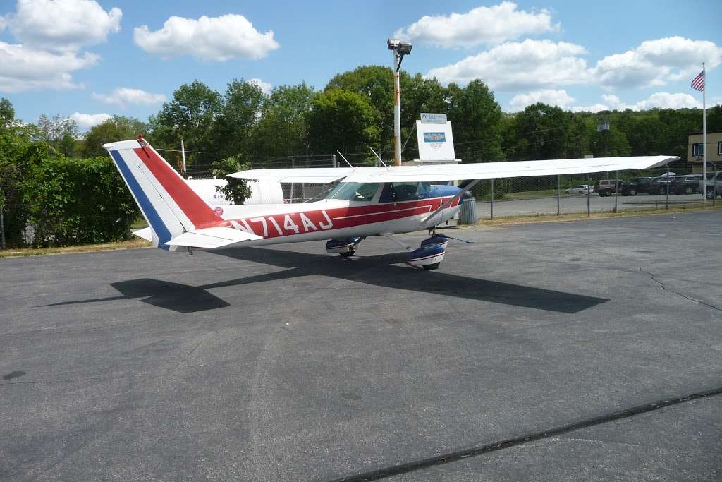 Greenwood Lake Airport-4n1 | West Milford, NJ 07480, USA | Phone: (973) 728-7721