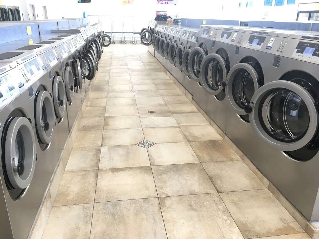 DELRAY CITY LAUNDROMAT | 1009 SW 10th Ave, Delray Beach, FL 33444, USA | Phone: (561) 749-4007