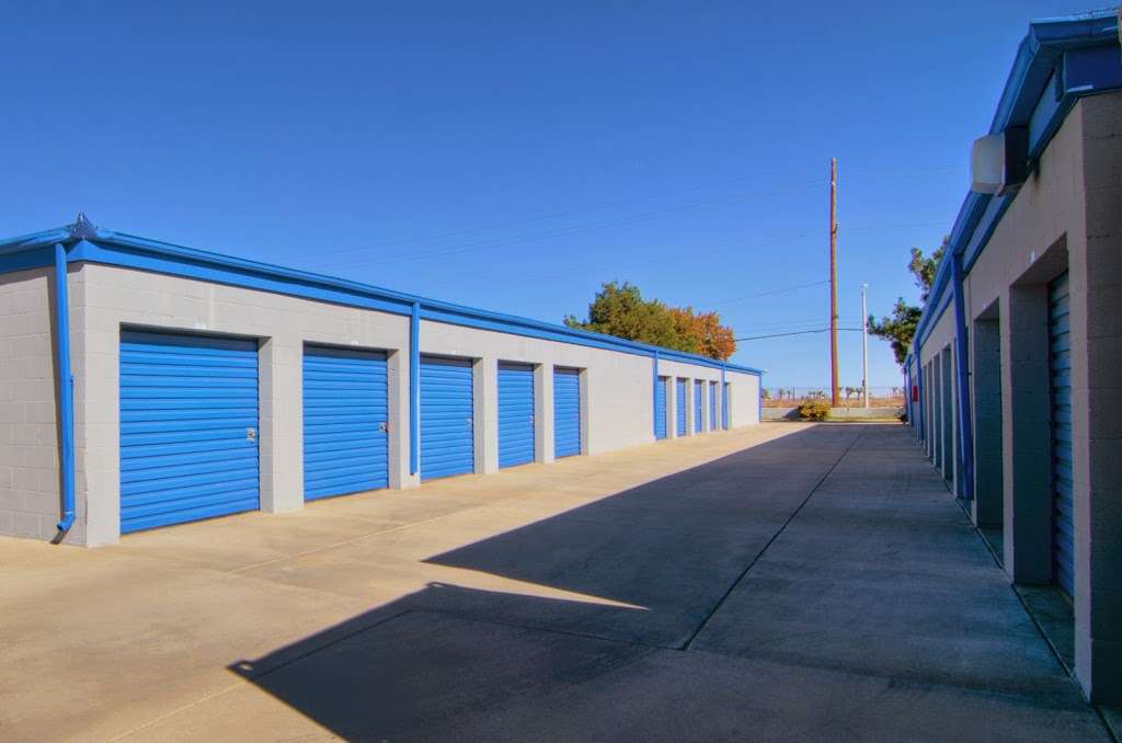 A-American Self Storage | 41413 10th St W, Palmdale, CA 93551 | Phone: (661) 349-7068