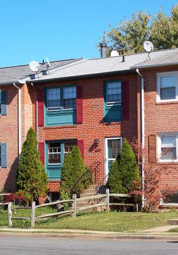 total package Dz&M Property Management | 7001 Bradwood Ct, Springfield, VA 22151, USA | Phone: (571) 213-5797