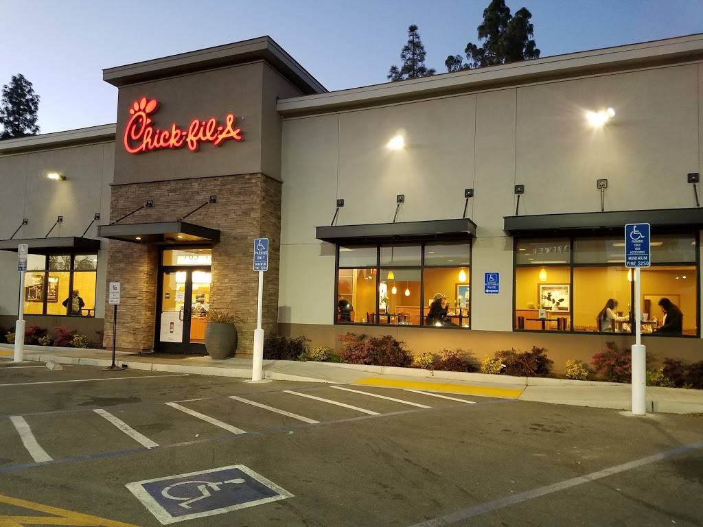 Chick-fil-A | 765 E Shaw Ave, Fresno, CA 93710, USA | Phone: (559) 226-1967