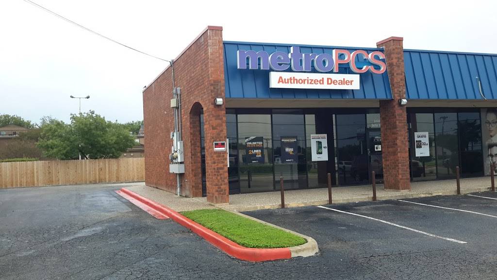 Metro by T-Mobile | 9400 Perrin Beitel Rd Ste 104, San Antonio, TX 78217, USA | Phone: (210) 290-8820