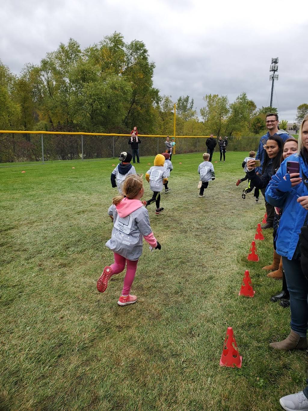 Basswood Elementary | 15425 Bass Lake Rd, Maple Grove, MN 55311, USA | Phone: (763) 494-3858