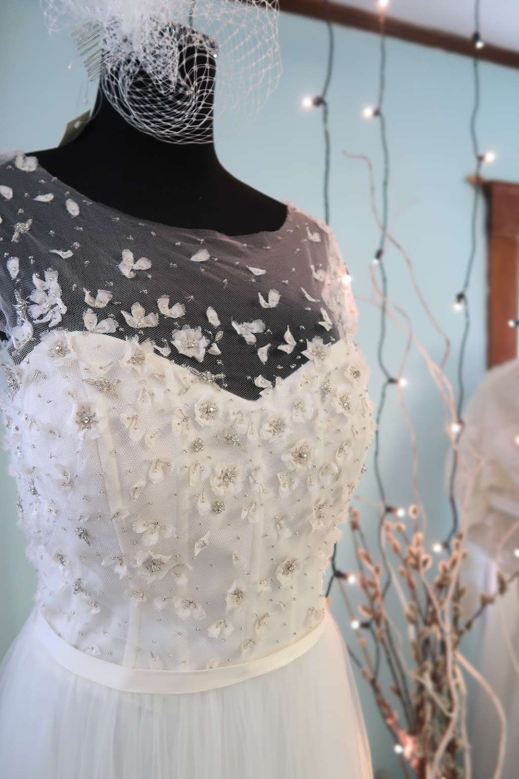 Clever Bride Consignments | 410 Washington St, Holliston, MA 01746, USA | Phone: (617) 501-2597