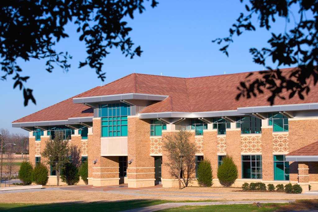 The Episcopal School of Dallas | 4100 Merrell Rd, Dallas, TX 75229, USA | Phone: (214) 358-4368