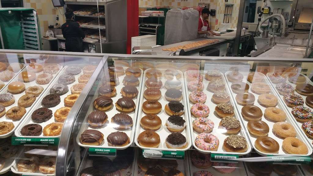 Krispy Kreme Doughnuts | 1575 Sullivan Ave, Daly City, CA 94015 | Phone: (650) 985-5612