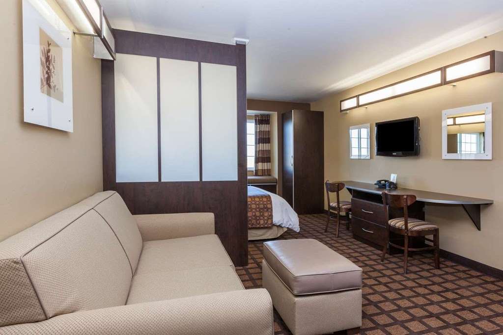 Microtel Inn & Suites by Wyndham Wheeler Ridge | 5620 Del Sol Dr, Arvin, CA 93203, USA | Phone: (661) 241-6666