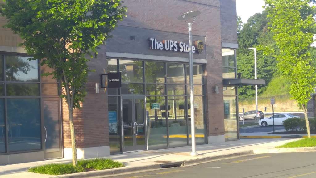 The UPS Store | 15000 Potomac Town Pl Ste 100, Woodbridge, VA 22191 | Phone: (703) 878-6575